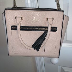 ⭐️KATE SPADE CROSSBODY PURSE ⭐️
